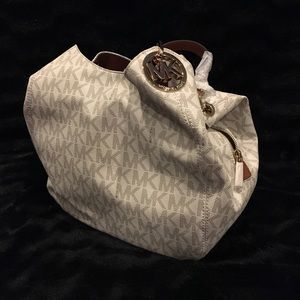 Fulton Large Logo Shoulder Bag - Vanilla